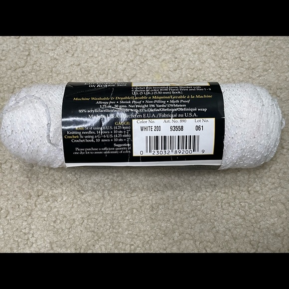 Fabulous Yarn Assortment!  NWT - Picture 5 of 13